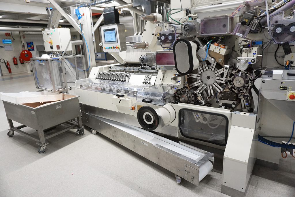 Multipack productielijn Perfetti Van Melle met standaard machines naar maatwerk oplossing