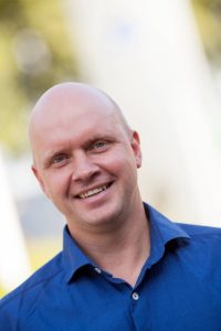 Neem contact op met Ronald van Hooren